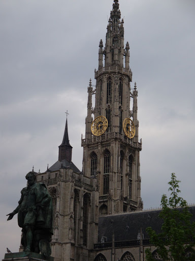 poedelnaakte vrouwen
