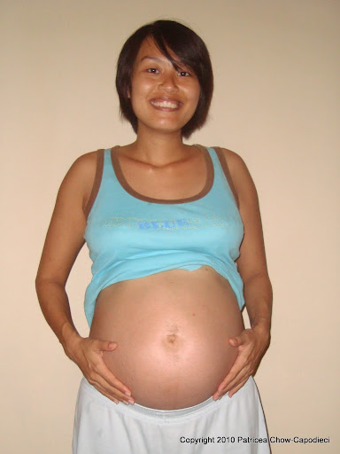 Week 30 belly front view