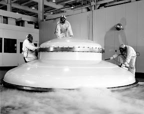 Flying Saucer Flying saucer