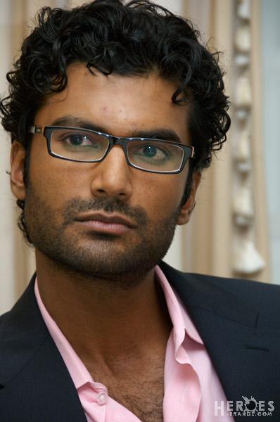 http://lh4.ggpht.com/_s4K8Ymefw1k/SH4XZ-o6Y5I/AAAAAAAAFbA/QZDJ4qy9DS8/s640/Press_Conference___Sendhil_03.jpg