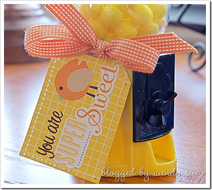 gumball_gifts_yellow