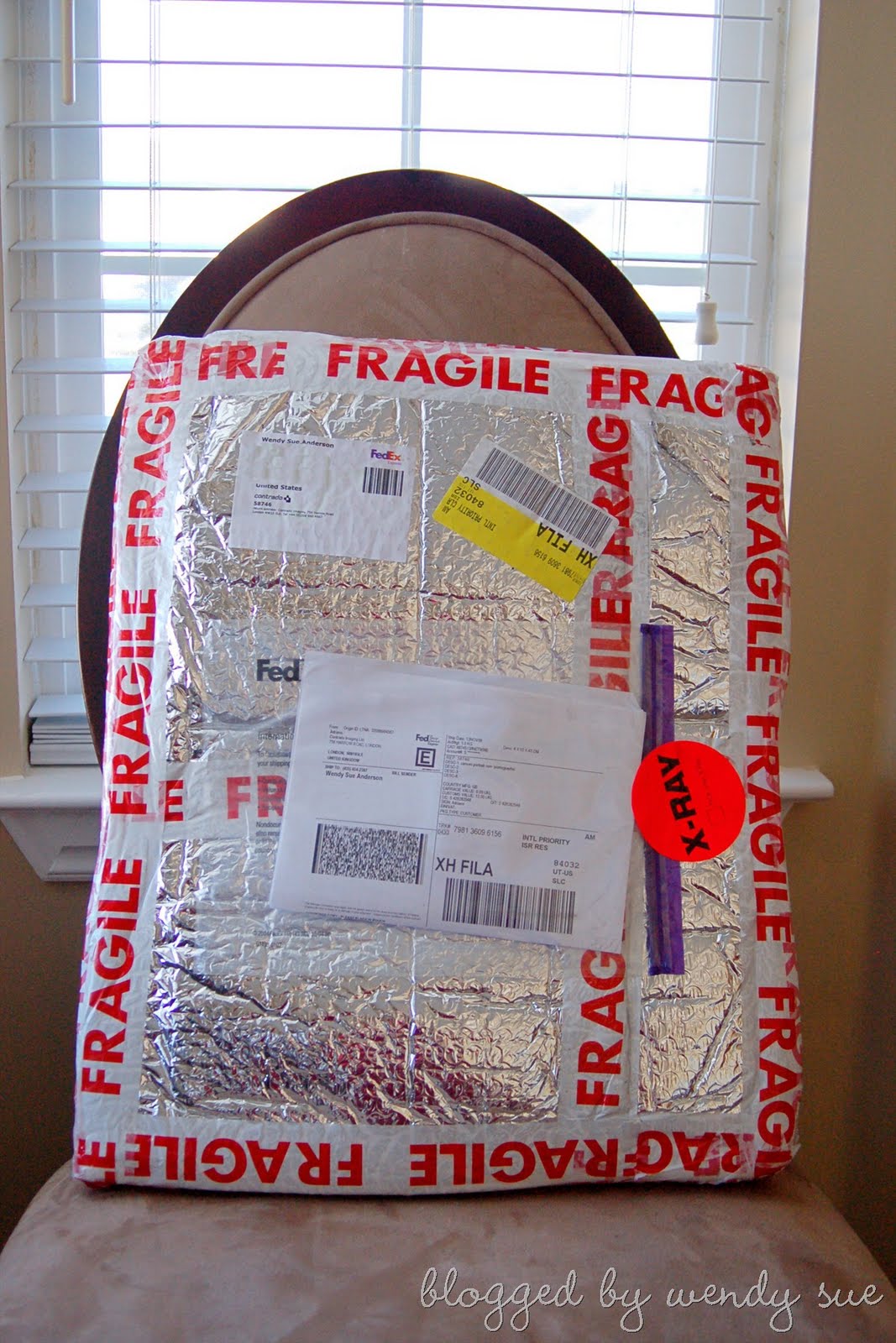 [fragile[2].jpg]