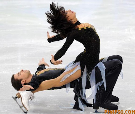 Ukraine's Anna Zadorozhniuk and Sergei Verbillo compete in the Figure Skating Ice Dance free program, at the Pacific Coliseum in Vancouver during the XXI Winter Olympics, on February 22, 2010.     AFP PHOTO / Dimitar DILKOFF (Photo credit should read DIMITAR DILKOFF/AFP/Getty Images)