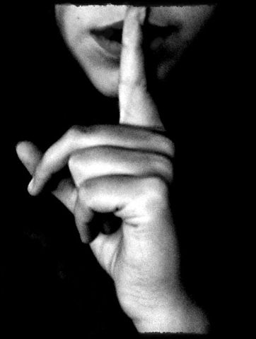 Shhh_2_by_kait_y_lin
