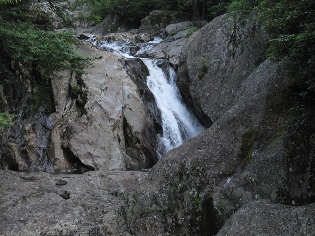 [June17_WFWaterfall_04[3].jpg]