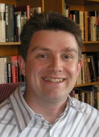 [BernardDarnton[3].jpg]