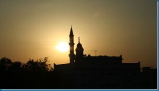 1059733_sunset_with_masjid