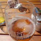 Samstag, 13.33 Uhr, Berlin. Ein Alster mit Fassbrause. Lecker.