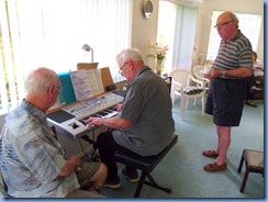 Alan Wilkins enjoying Pam Rea's lovely Korg Pa80 keyboard Alan Wilkins enjoying Pam Rea's lovely Korg Pa80 keyboard