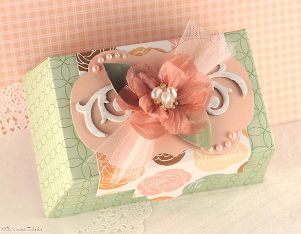[ribbon flower gift box[4].jpg]