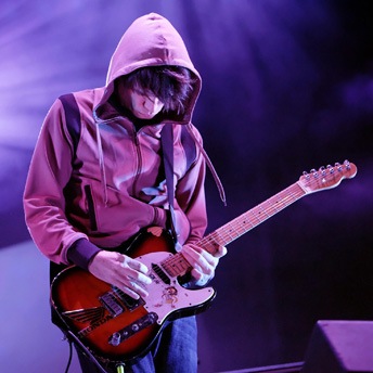 [jonnygreenwoodguitar[2].jpg]