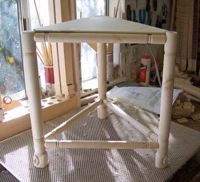 [3-legged stool1-in shop[4].jpg]