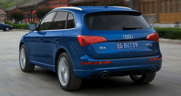 [Audi-Q5_2009_800x600_wallpaper_2b[3].jpg]