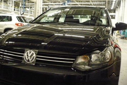 SEGREDO - VW Polo Sedan será mostrado no Auto Expo 2010 Polo+sedan+2011+volkswagen+(3)%5B2%5D