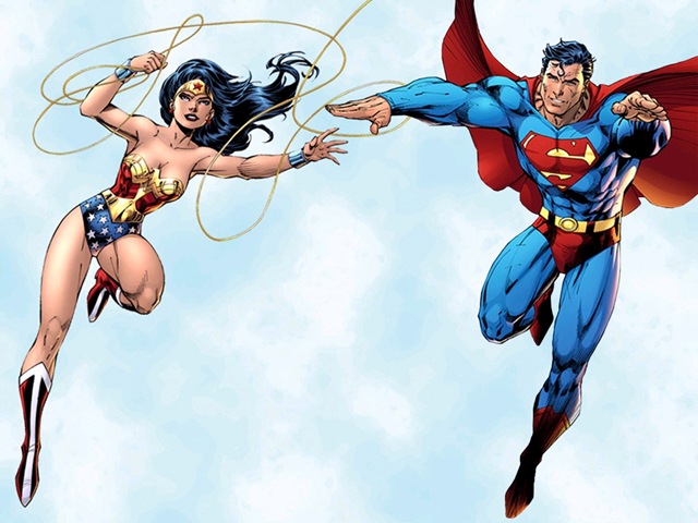 [Wonderwoman_and_Superman_Wallpaper_JxHy[3].jpg]