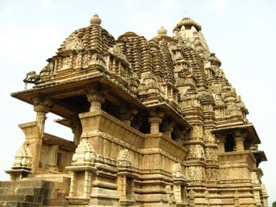 [Khajuraho temple[2].jpg]