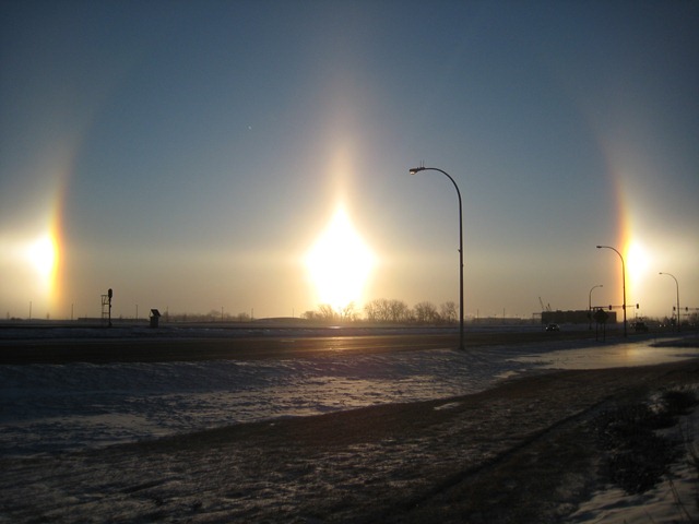 [Fargo_Sundogs_2_18_09[8].jpg]