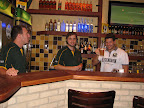 Franz, Ricardo e Klauss no bar