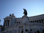 Dea Roma e Statua a Vittorio Emanuele II