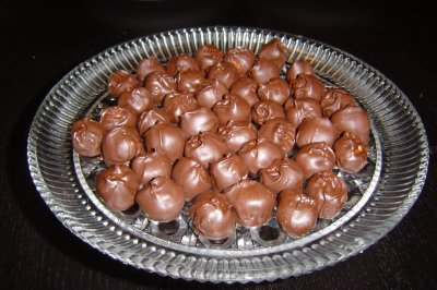 [peanutbutterballs.png]