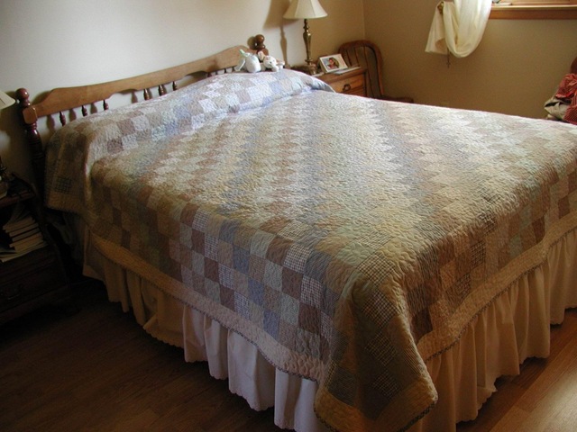 [dress shirt quilt[2].jpg]