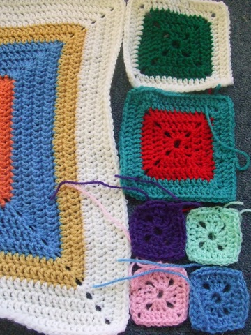 [Crazy Crochet Quilt[2].jpg]