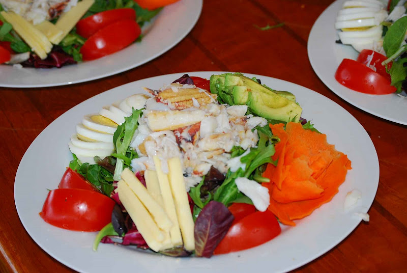 Choyote, Squash, Avodado & Red Pepper Salad