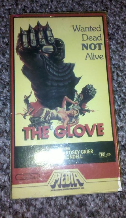 [the-glove5.jpg]