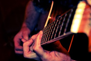 Guitar_Farbkurve.JPG