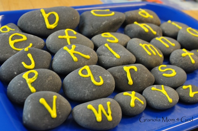 [Alphabet rocks 002[4].jpg]