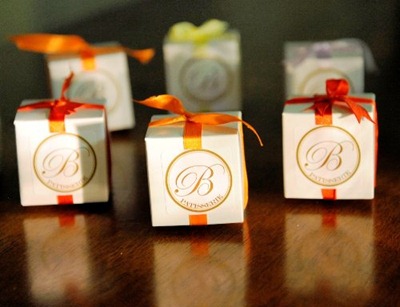 Glossy White Favor Boxes Wedding Gift 