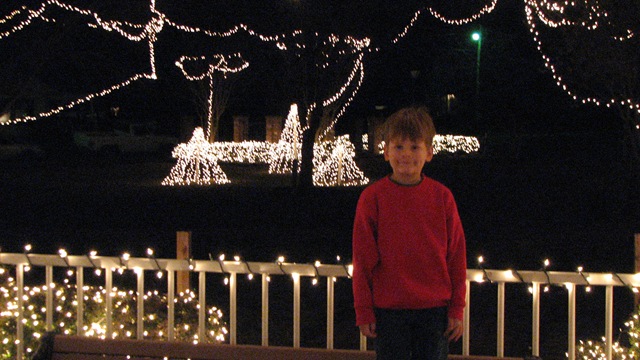 [Christmas Lights at Red Bay 007[3].jpg]