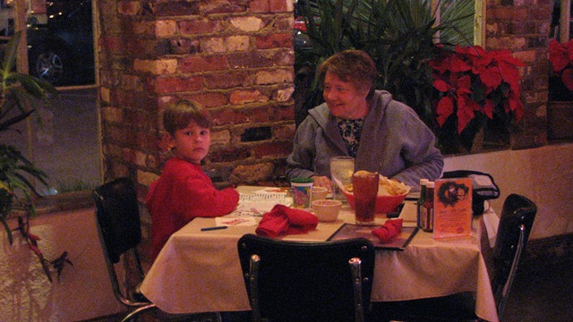 [Rosie's Cantina 001[3].jpg]