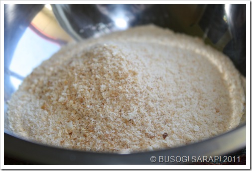 MAKING BREAD CRUMBS STEP6© BUSOG! SARAP! 2011 MAKING BREAD CRUMBS STEP6© BUSOG! SARAP! 2011