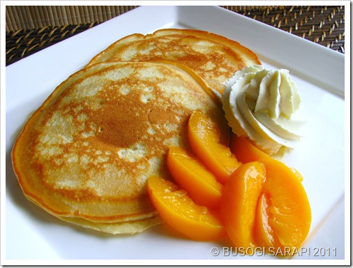 PANCAKE DRIZZLED WITH SYRUP WITH WHIPPED VANILLA CREAM & PEACHES© BUSOG! SARAP! 2011