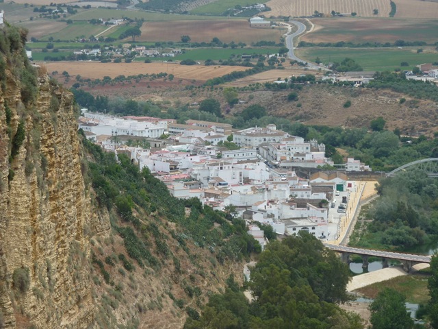 [P10004943.jpg]