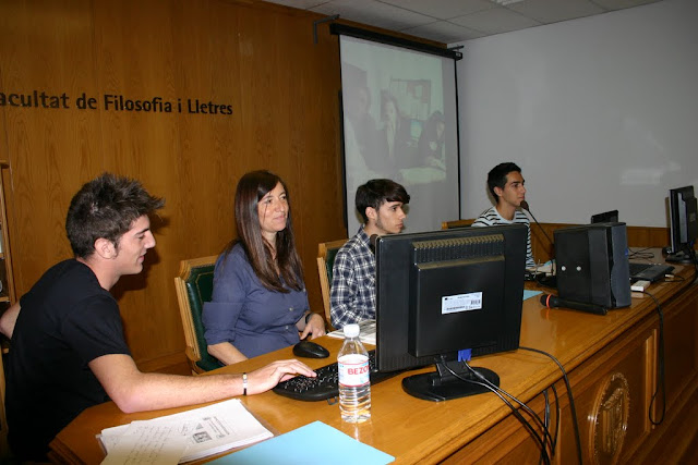 Ponencia en la Universidad de Alicante, Borja, Nuria, Víctor y Alejandro.