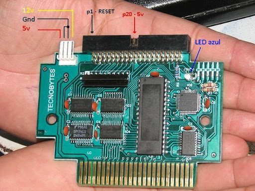 Detalhes internos da Interface ATA IDE Tecnobytes (Imagem cedida por Ricardo Oazem)