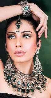 [Pakistani-Beauty-35[5].jpg]