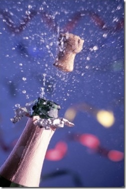 ChampagneCorkPopping(2)