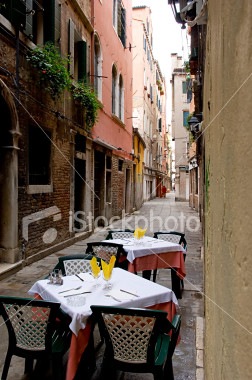 [ist2_2474657streetinveniceitaly3.jpg]