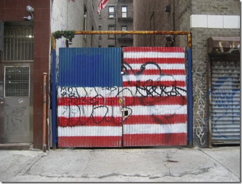 us-flag-graffiti-ny2-corsa
