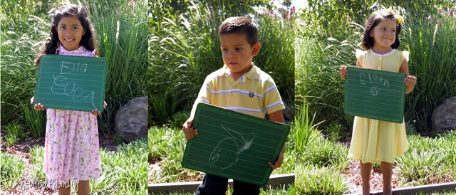 [3 littles with chalkboard[6].jpg]