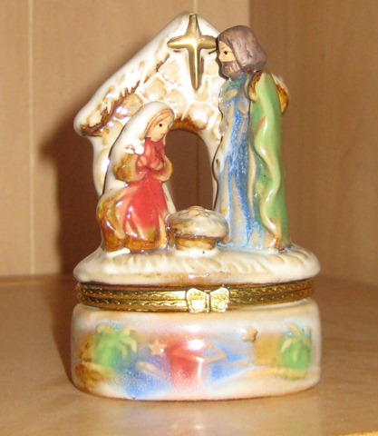 [bookshelf nativity[2].jpg]