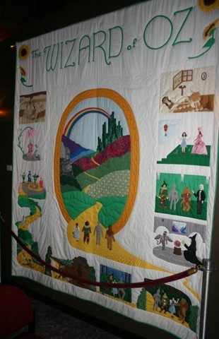 [OZ quilt 2[5].jpg]