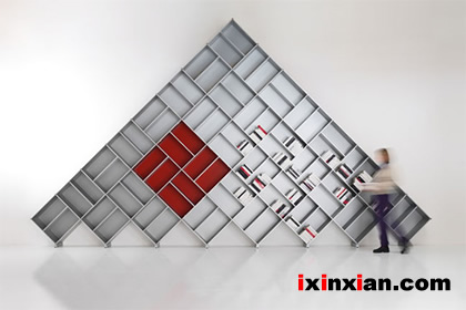 金字塔书架(Pyramid Bookcase)