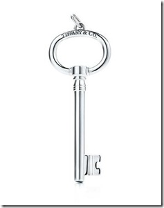 tiffany-keys-oval-key-pendant-keys077