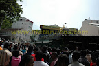 crowd at Court Malai Temple