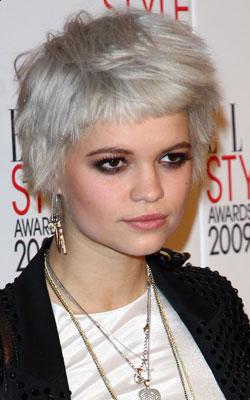 Young British Celeb Pixie Geldof with Her Grey Hair Dye Style