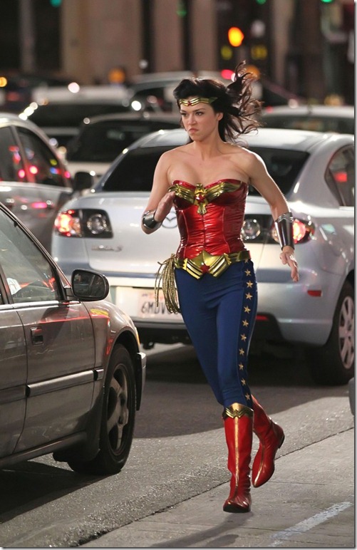Adrianne-Palicki-Wonder-Woman-2